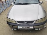 Opel Vectra 1999 года за 400 000 тг. в Актау – фото 2