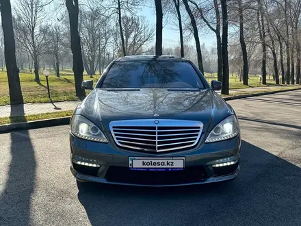 Mercedes-Benz S 63 AMG 2008 года за 13 500 000 тг. в Алматы – фото 3