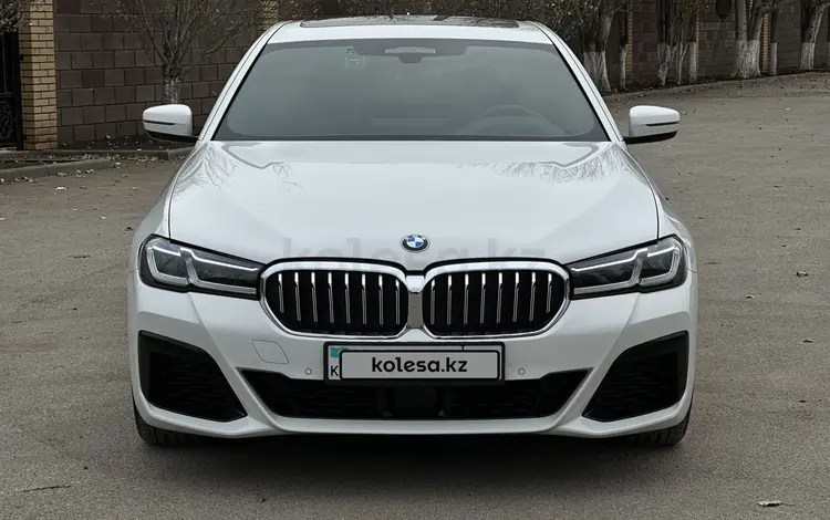 BMW 530 2022 года за 26 800 000 тг. в Актобе