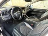 Toyota Camry 2018 года за 10 500 000 тг. в Тараз – фото 5