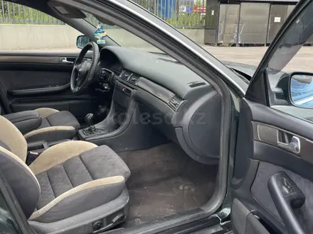 Audi A6 2000 года за 3 200 000 тг. в Алматы – фото 10