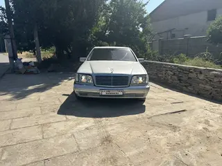 Mercedes-Benz S 320