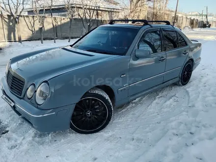 Mercedes-Benz E 320 1997 года за 5 000 000 тг. в Алматы – фото 11