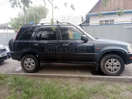 Honda CR-V 1996 года за 2 000 000 тг. в Алматы – фото 2