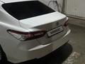 Toyota Camry 2018 года за 14 000 000 тг. в Жанаозен – фото 9
