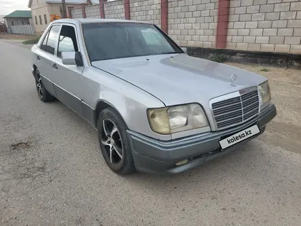 Mercedes-Benz E 280 1994 года за 990 000 тг. в Кызылорда – фото 4