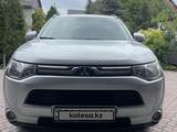 Mitsubishi Outlander 2013 года за 8 800 000 тг. в Алматы – фото 2