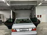 Mercedes-Benz E 220 1992 годаүшін1 650 000 тг. в Балхаш – фото 3