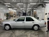 Mercedes-Benz E 220 1992 годаүшін1 650 000 тг. в Балхаш – фото 5