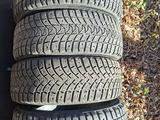 Комплект зимних шин 195/55R16 за 80 000 тг. в Караганда