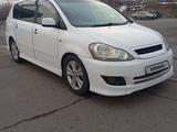 Toyota Ipsum 2004 года за 3 800 000 тг. в Алматы