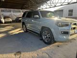 Toyota 4Runner 2022 годаүшін25 000 000 тг. в Семей – фото 3