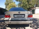 BMW 325 1995 года за 1 200 000 тг. в Алматы – фото 4