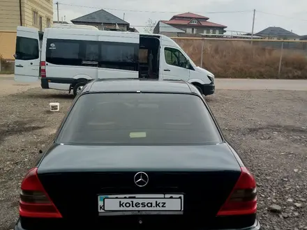 Mercedes-Benz C 220 1994 года за 1 850 000 тг. в Алматы – фото 5