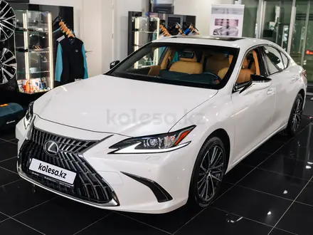 Lexus ES 250 Progressive 2022 года за 24 120 000 тг. в Астана