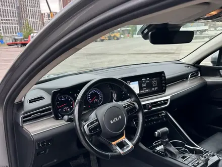 Kia K5 2022 года за 10 800 000 тг. в Астана – фото 10