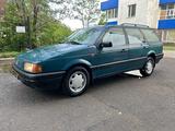 Volkswagen Passat 1992 годаүшін1 585 000 тг. в Астана – фото 4