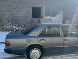 Mercedes-Benz E 200 1990 года за 1 650 000 тг. в Туркестан – фото 4