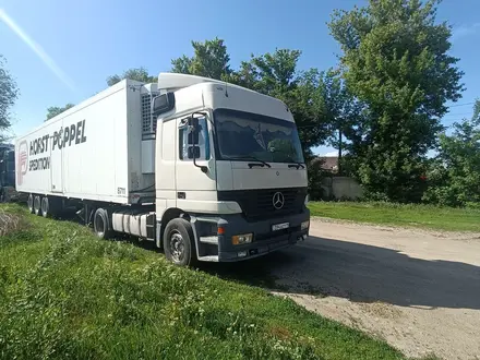 Mercedes-Benz  Actros 1999 года за 18 000 000 тг. в Алматы