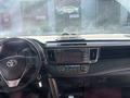 Toyota RAV4 2013 года за 8 600 000 тг. в Актобе – фото 2