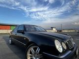 Mercedes-Benz E 320 1998 года за 4 500 000 тг. в Алматы