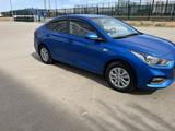 Hyundai Solaris 2017 года за 5 000 000 тг. в Актобе – фото 2