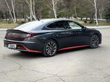 Hyundai Sonata 2022 года за 13 900 000 тг. в Караганда – фото 5