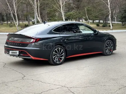 Hyundai Sonata 2022 года за 13 200 000 тг. в Караганда – фото 5