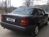 Mercedes-Benz C 180 1994 года за 1 600 000 тг. в Караганда – фото 4