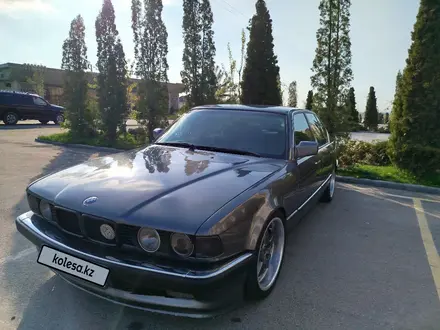 BMW 540 1993 года за 3 000 000 тг. в Алматы