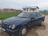 Mercedes-Benz E 230 1996 года за 1 750 000 тг. в Тараз – фото 3