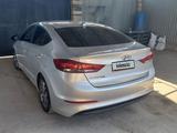 Hyundai Elantra 2017 года за 8 000 000 тг. в Шамалган – фото 3