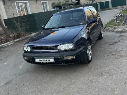 Volkswagen Golf 1994 года за 1 400 000 тг. в Алматы – фото 5