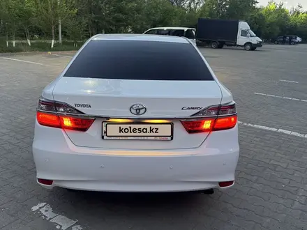 Toyota Camry 2015 года за 10 600 888 тг. в Актобе – фото 8