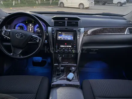 Toyota Camry 2015 года за 10 600 888 тг. в Актобе – фото 12