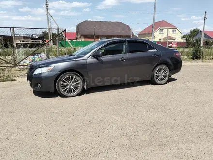 Toyota Camry 2009 года за 6 200 000 тг. в Уральск – фото 3