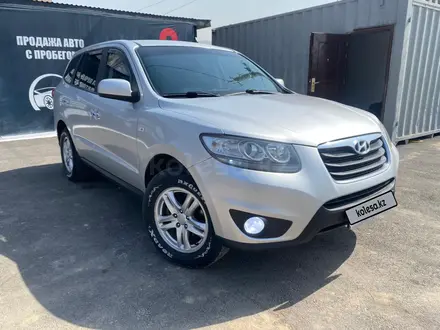 Hyundai Santa Fe 2011 года за 5 600 000 тг. в Алматы