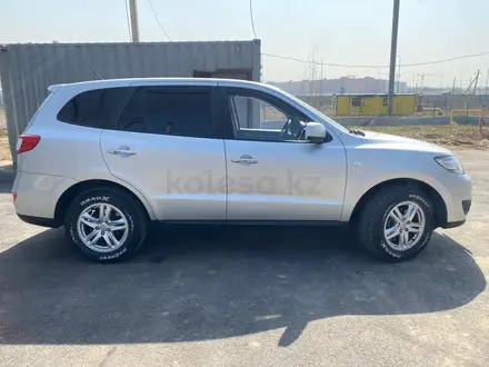 Hyundai Santa Fe 2011 года за 5 600 000 тг. в Алматы – фото 6