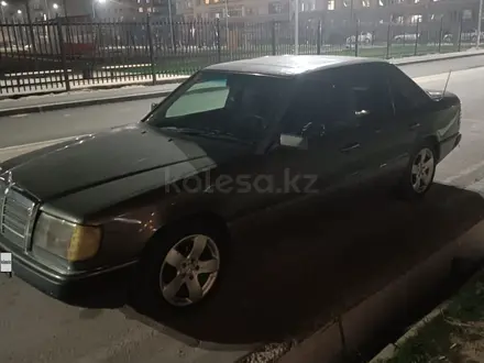 Mercedes-Benz E 230 1992 года за 1 700 000 тг. в Алматы – фото 11