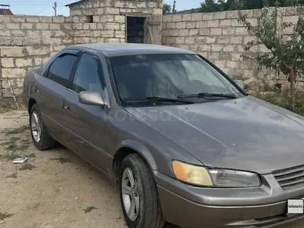 Toyota Camry 1999 года за 2 200 000 тг. в Актау – фото 2