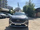 Hyundai Santa Fe 2021 года за 15 000 000 тг. в Алматы