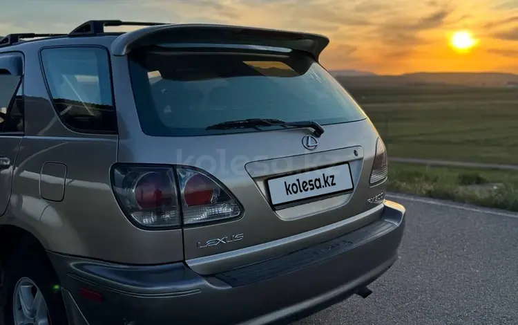 Lexus RX 300 2001 годаүшін5 800 000 тг. в Тараз