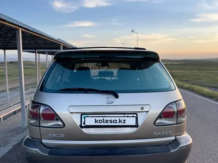 Lexus RX 300 2001 года за 5 800 000 тг. в Тараз – фото 3