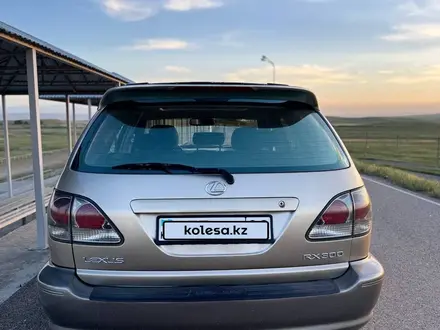 Lexus RX 300 2001 года за 5 800 000 тг. в Тараз – фото 4