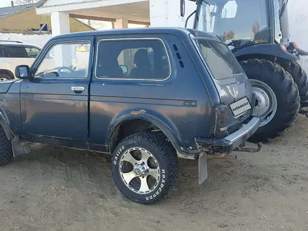 ВАЗ (Lada) Lada 2121 2002 года за 1 300 000 тг. в Атырау – фото 4