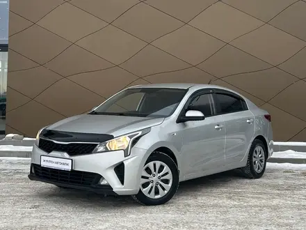 Kia Rio 2021 года за 7 890 000 тг. в Караганда