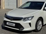 Toyota Camry 2015 года за 10 800 000 тг. в Шымкент – фото 2