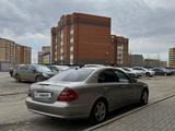 Mercedes-Benz E 320 2005 года за 4 900 000 тг. в Актобе – фото 4