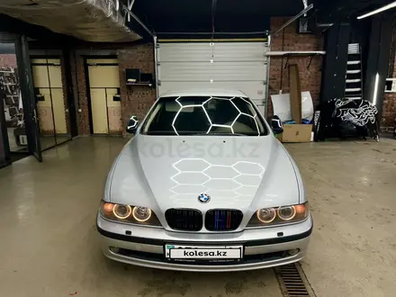 BMW 530 2001 года за 6 200 000 тг. в Астана