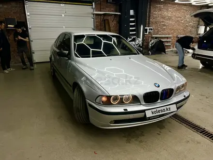 BMW 530 2001 года за 6 200 000 тг. в Астана – фото 3